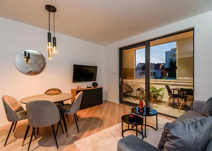 Olimp شقة Metković